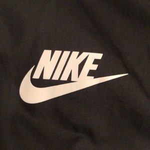 Nike windbreaker